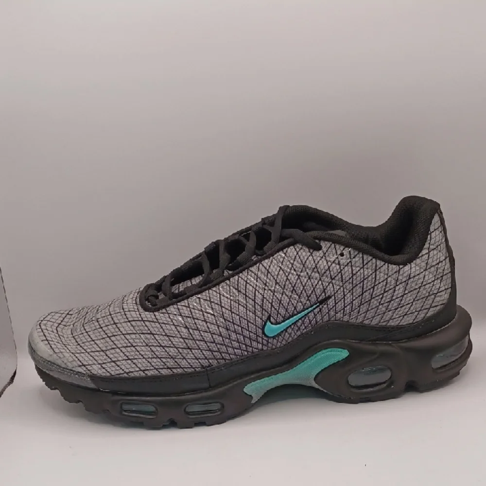 NEW Nike Air Max Plus TN-Black/Spirograph Sneakers Men Size 12 US FB3351-001 - Picture 6 of 12